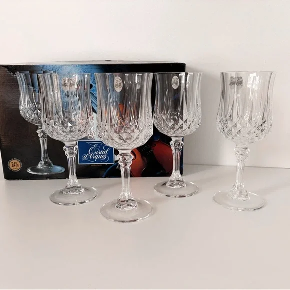 BNIB Vintage Cristal D'Arques Longchamp Wine Glasses 6 oz- Set of 4 - Picture 1 of 10